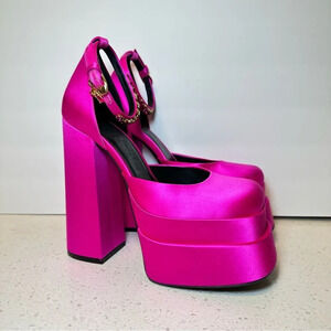 Versace Medusa Aevitas Platform Pump Fuschia EU 37.5 $1475